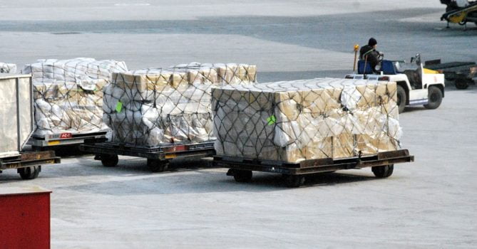 Products cargo chinese webshops delivery